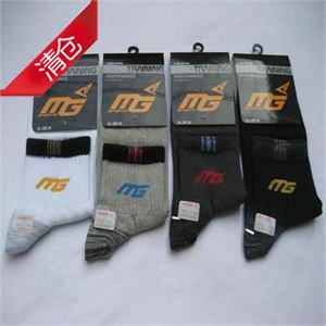 【当当自营】MG 3双装 男子户外运动棉袜 MG-1025 黑.白.灰 26-28