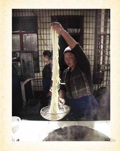 面条之路:传承三千年的奇妙饮食(当当独家附赠